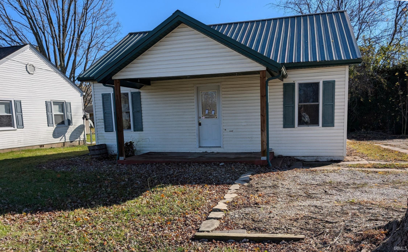 1672 N State Road 157 Road Bloomfield, IN 47424-7500 | MLS 202445104