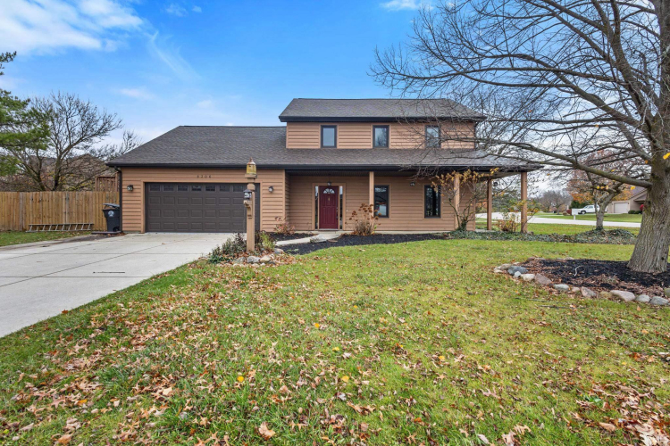 8306  Fawncrest Place Fort Wayne, IN 46835-4461 | MLS 202445386