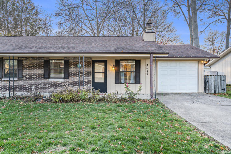 2617  Northwood Drive Mishawaka, IN 46545 | MLS 202445719