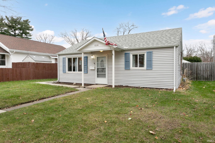 1226  Bower Street Elkhart, IN 46514 | MLS 202445786