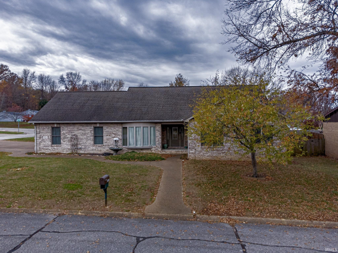 4711  Stonegate Drive Newburgh, IN 47630 | MLS 202445790