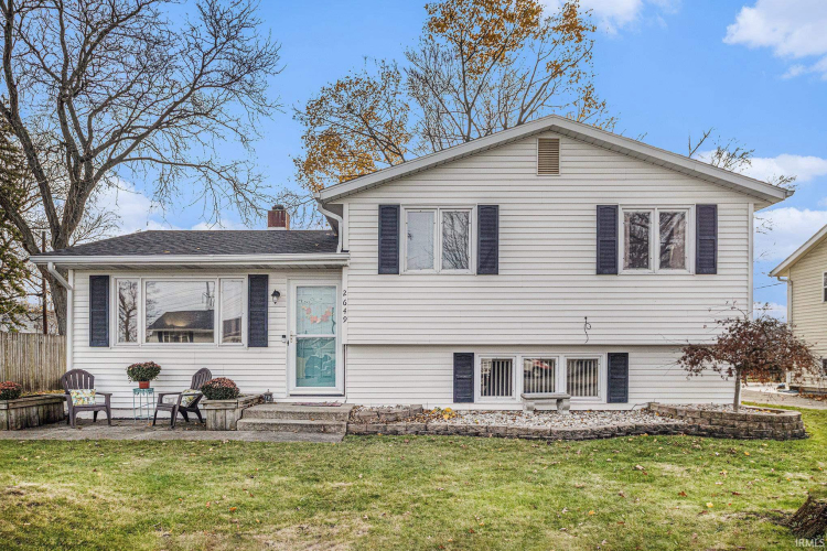 2649  Prescott Drive Mishawaka, IN 46544-6156 | MLS 202445813