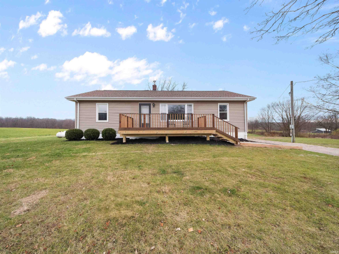 3155  County Road 1  Kendallville, IN 46755 | MLS 202445839