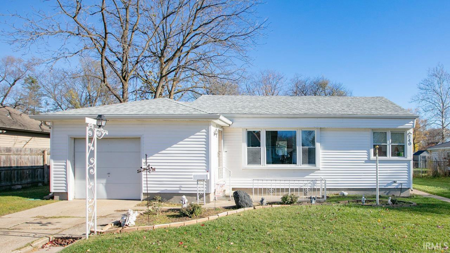 240  Kenwood Avenue Elkhart, IN 46516 | MLS 202445966