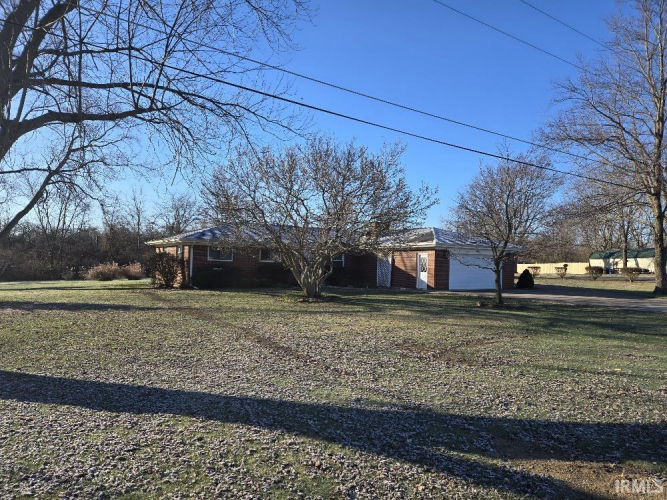 9401 W CR 380 N  Gaston, IN 47342 | MLS 202446076