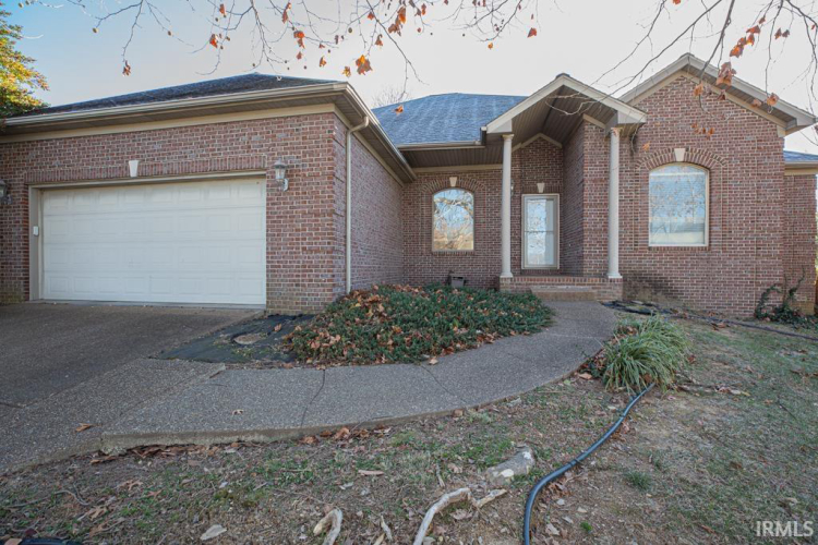 6211  Laurel Ridge Drive Newburgh, IN 47630 | MLS 202446729