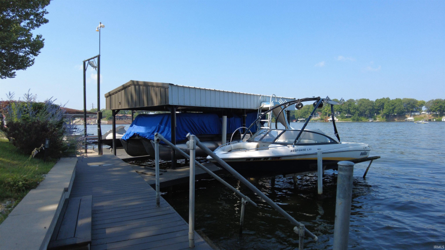 Listing Image 6