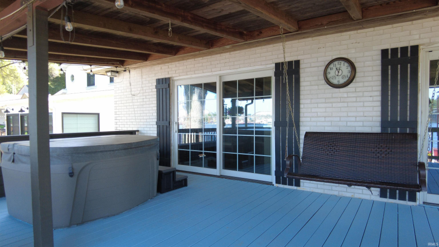 Listing Image 9
