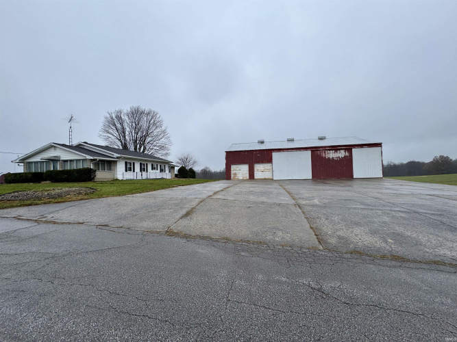 8261 W Cox Ferry Road Campbellsburg, IN 47108 | MLS 202446875