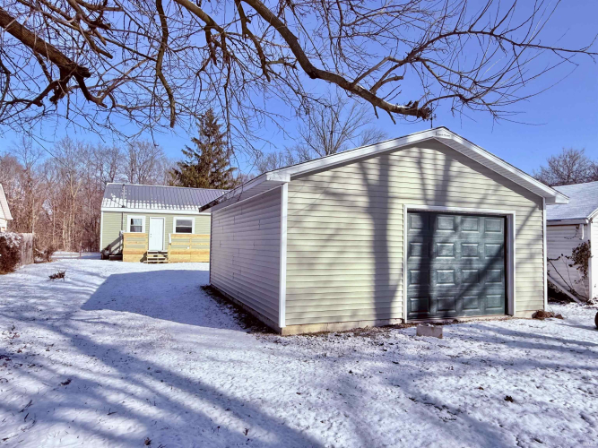 Listing Image 23