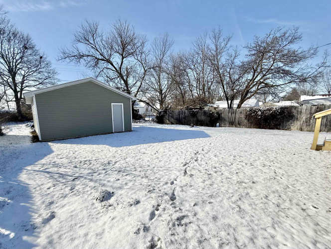 Listing Image 25