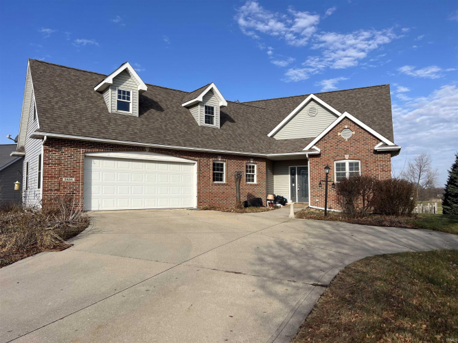 2456  Tigers Trail Decatur, IN 46733 | MLS 202446915