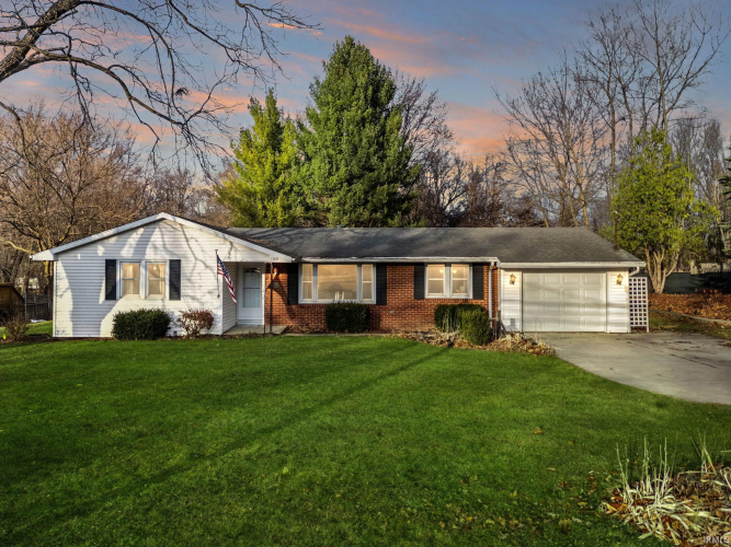 1309  Wooster Road Winona Lake, IN 46590-5721 | MLS 202446952