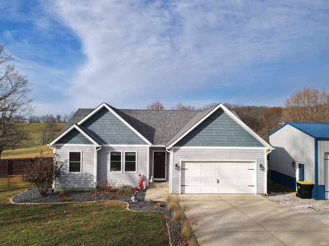 8658 W Hinds Road Bloomington, IN 47003 | MLS 202447099