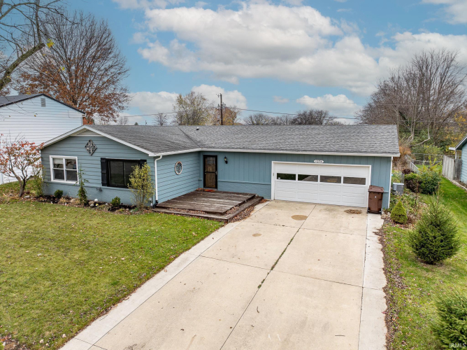 1074  Mitten Drive Wabash, IN 46992 | MLS 202447181