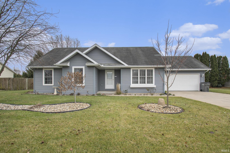 27590  Red Thistle Drive Elkhart, IN 46514 | MLS 202447712