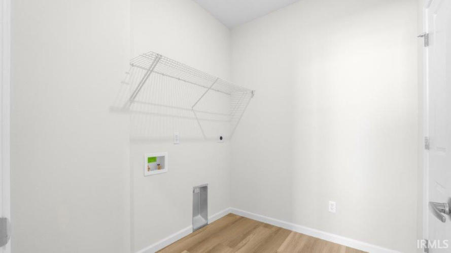 Listing Image 27