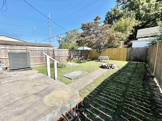 Listing Image 16