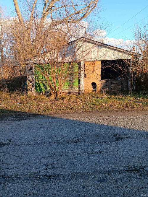 Listing Image 32