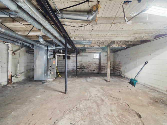 Listing Image 31