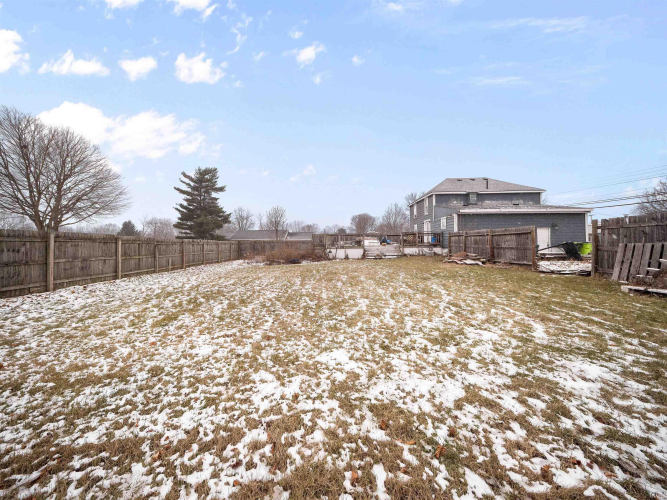 Listing Image 6