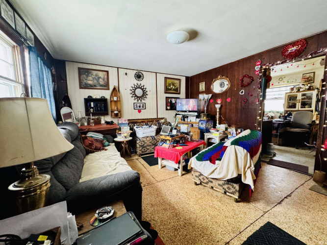 Listing Image 17