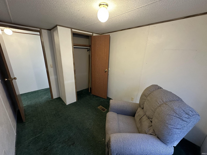 Listing Image 24