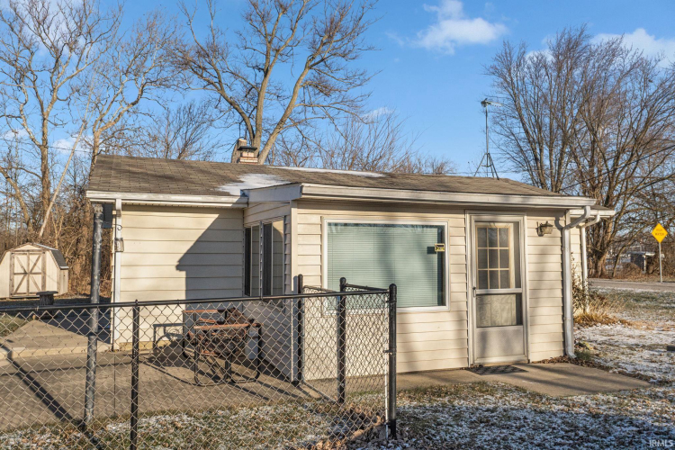 Listing Image 21