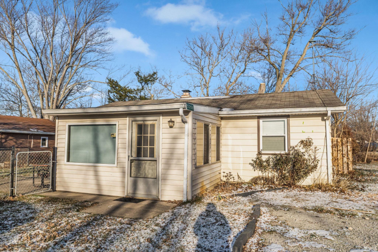 Listing Image 23
