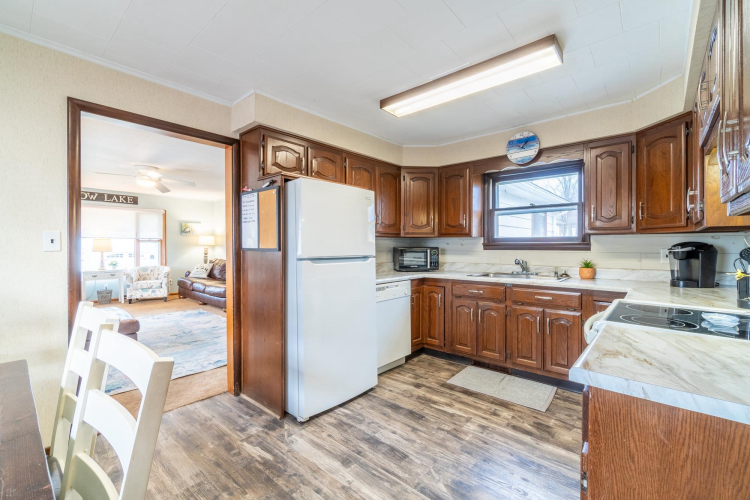 Listing Image 16