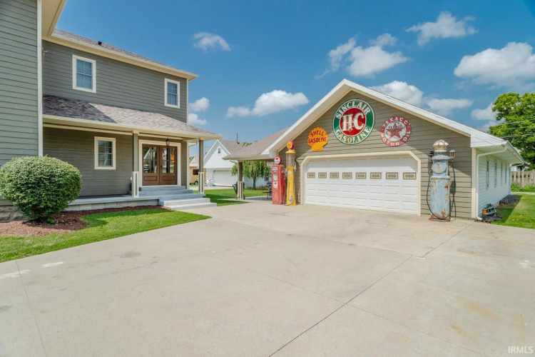 Listing Image 31