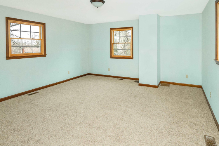 Listing Image 29