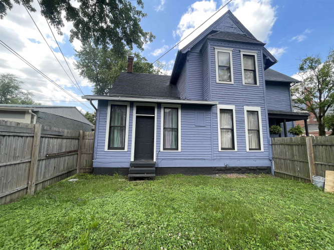 Listing Image 3
