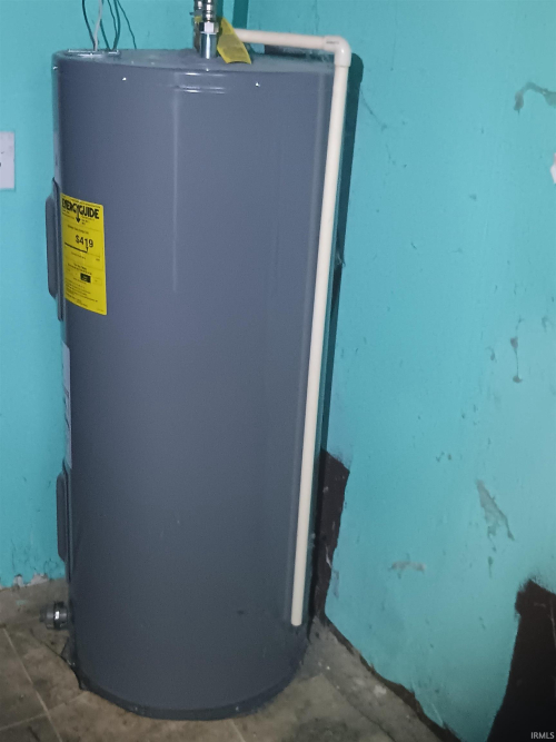 Listing Image 11