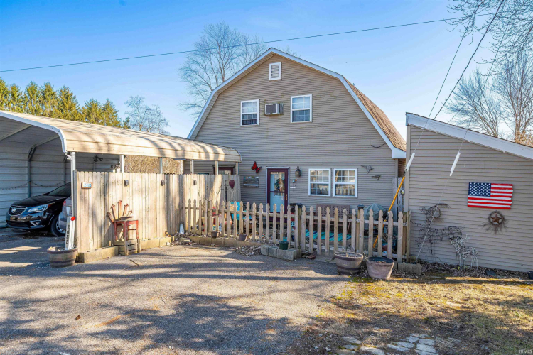 Listing Image 8