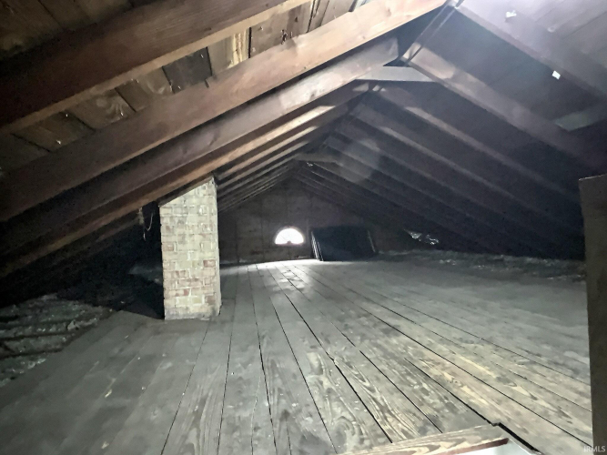 Listing Image 28