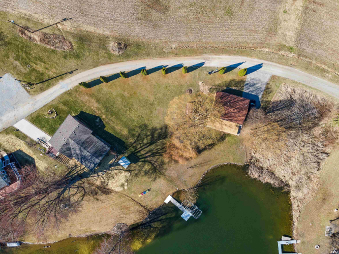 Listing Image 33