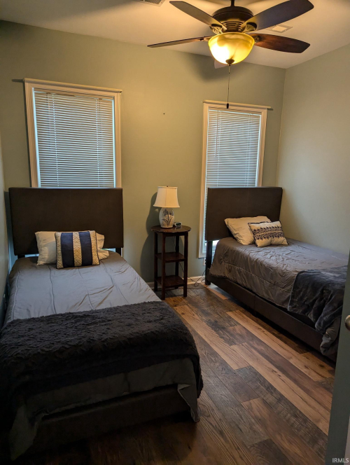 Listing Image 15