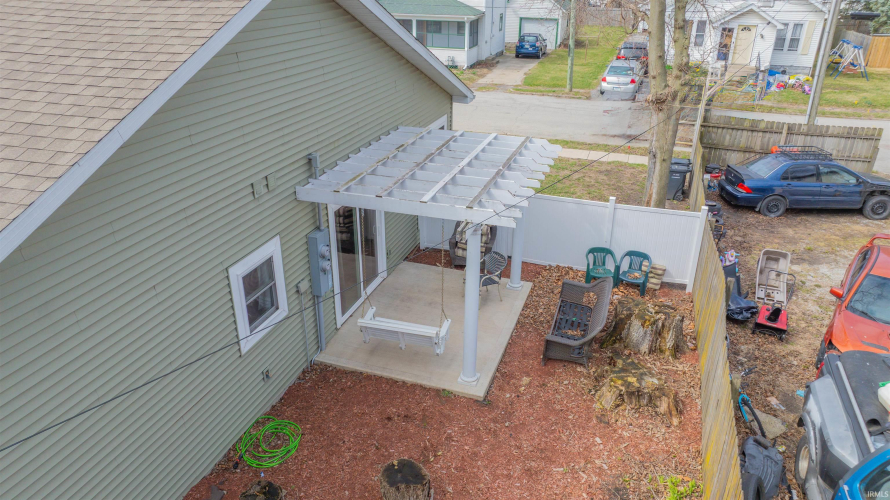 Listing Image 16