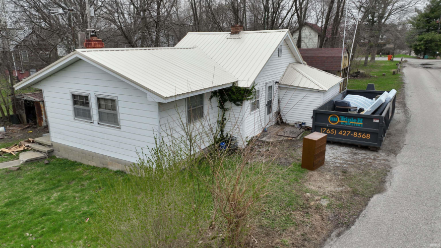Listing Image 3