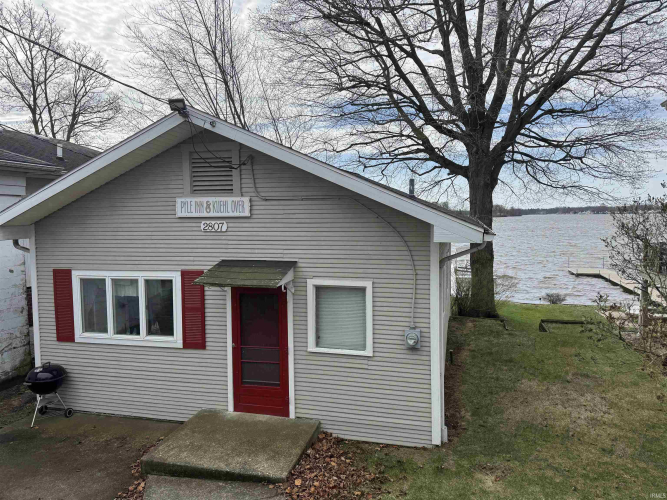 Listing Image 5