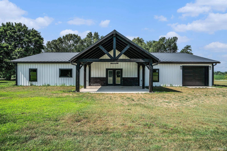 Listing Image 11