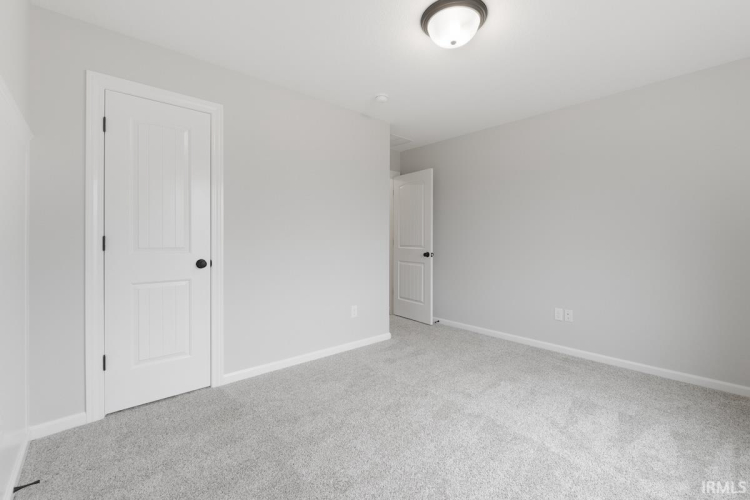 Listing Image 28