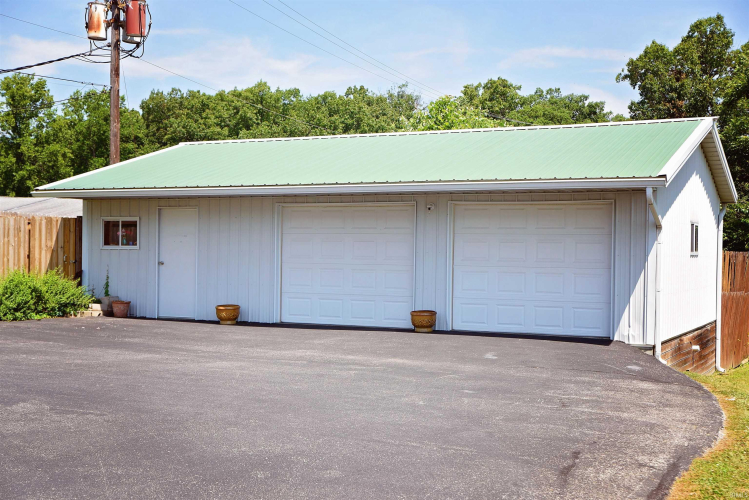 Listing Image 21