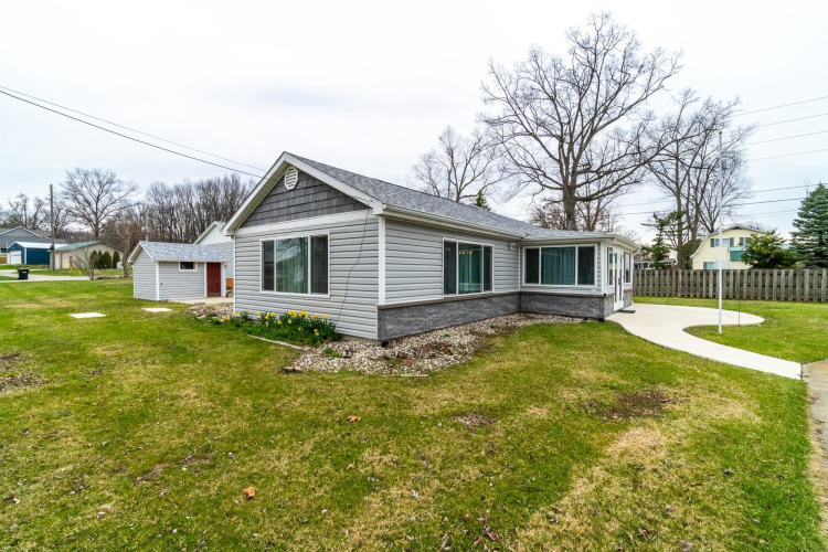 Listing Image 34