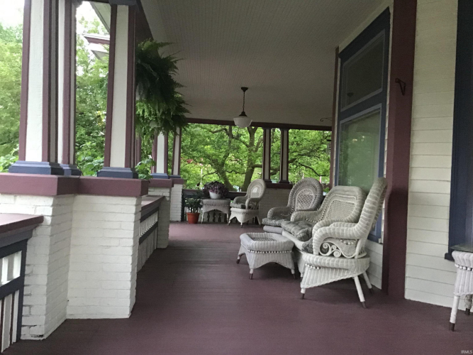Listing Image 7