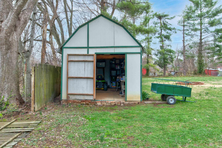 Listing Image 28