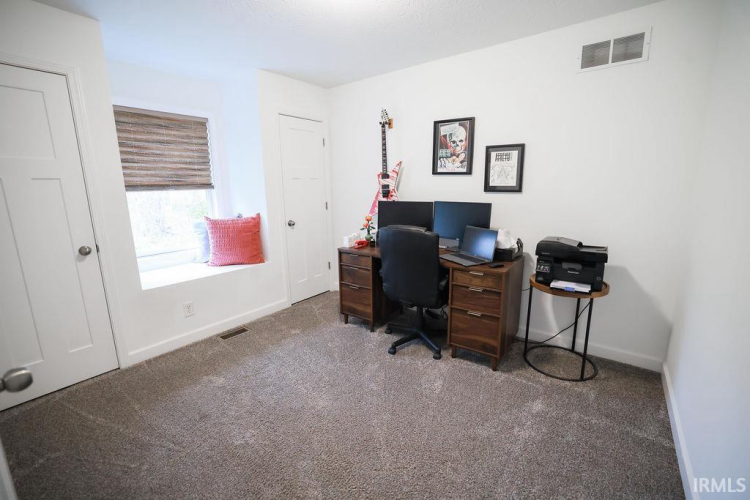 Listing Image 28