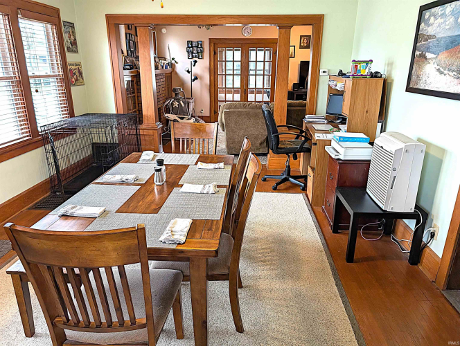 Listing Image 11