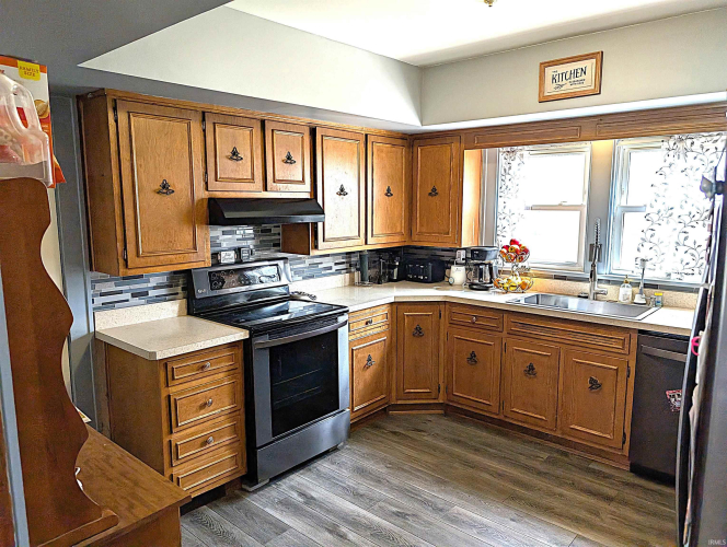Listing Image 13